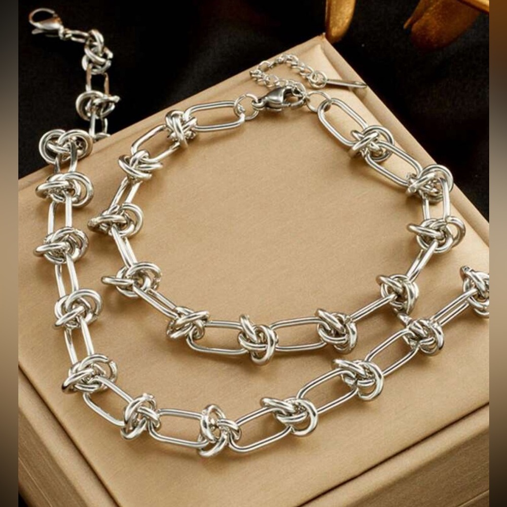 NEW Trendy 2pc Set Silver Chain Link Knot Bracelet & Necklace OS